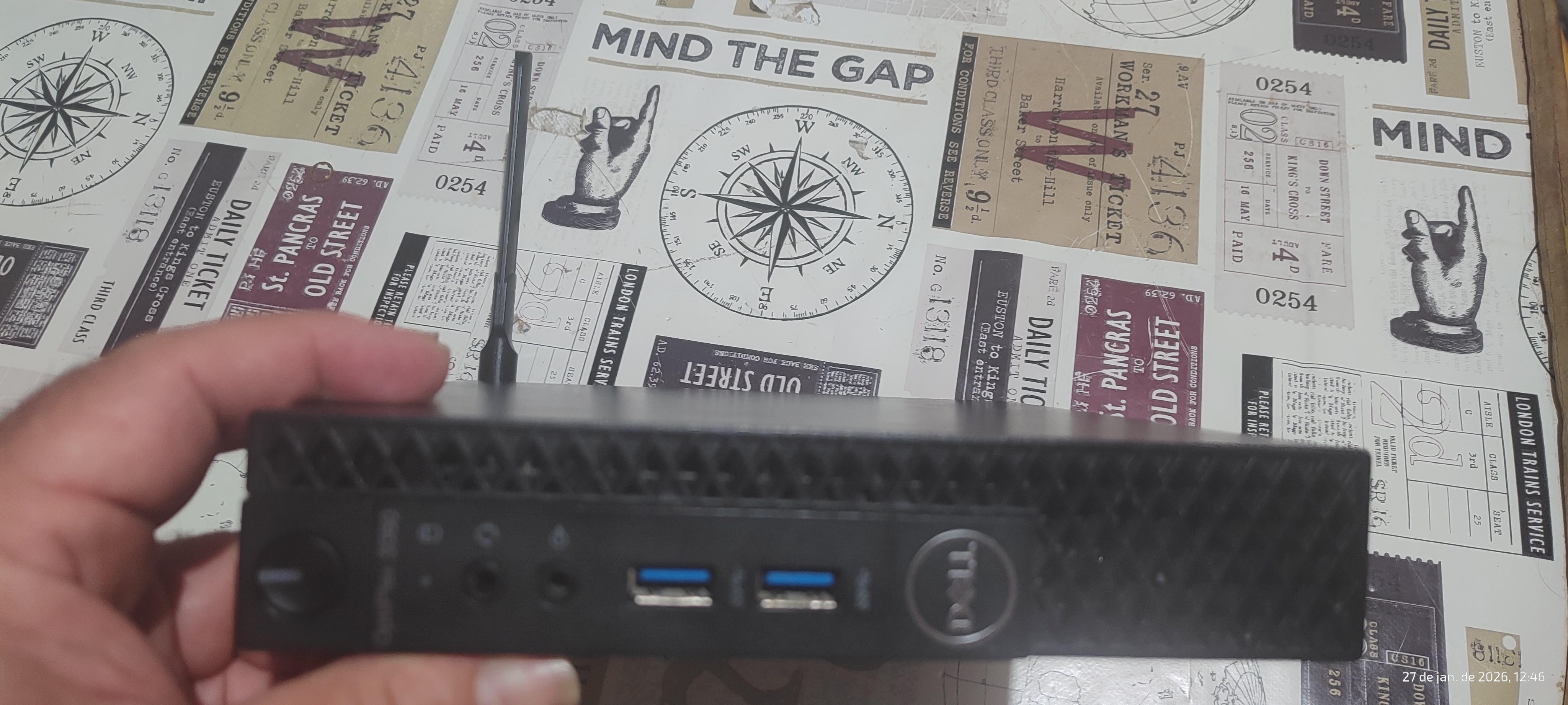 デル OptiPlex 3060 Micro Core i7 8700T Mini PC Dell OptiPlex 3060 Micro i7-8700T | Eu Preciso
